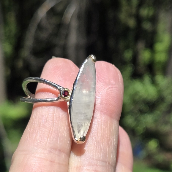 Moonstone 14k & garnet sterling ring sz9 - Picture 8 of 12